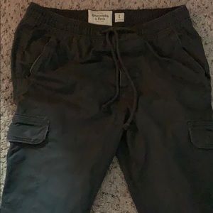 Brand new pair of Abercrombie pants .